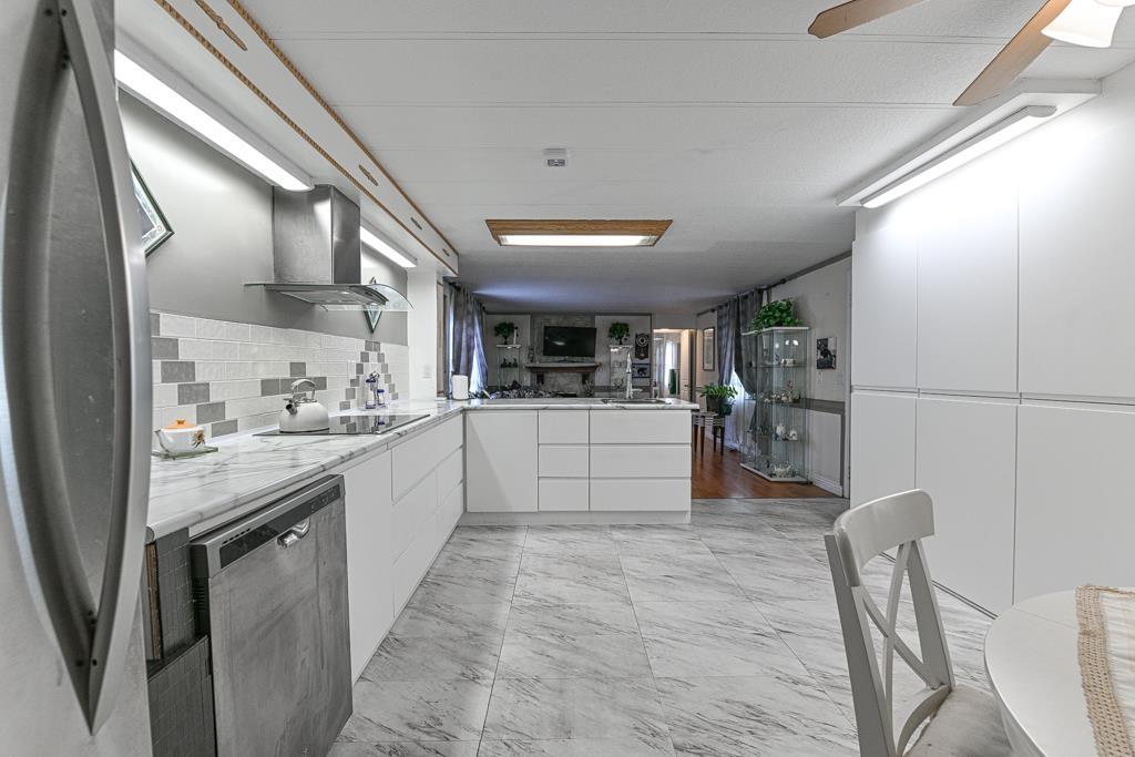 43 2035 Martens Street, Abbotsford, British Columbia  V2T 6M4 - Photo 8 - R3072182