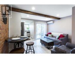 UPPER - 122 PARKMOUNT ROAD