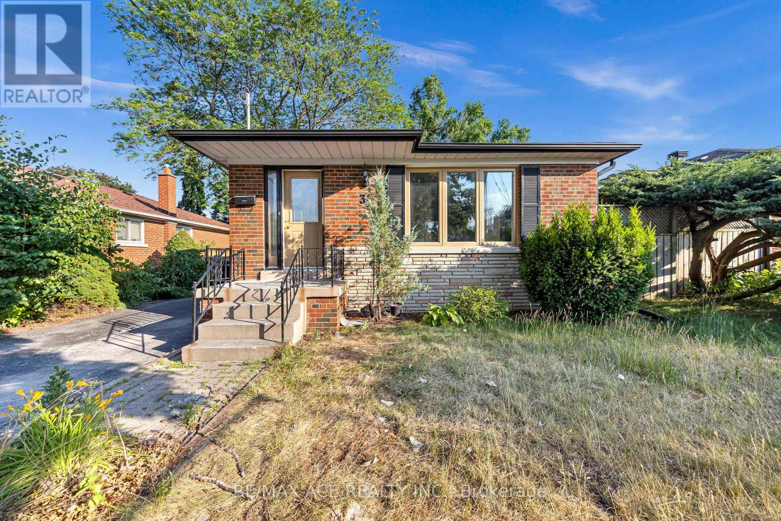 3 Hogan Drive, Toronto, Ontario  M1G 2H1 - Photo 3 - E12602640