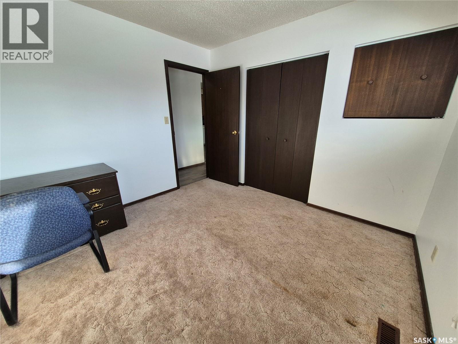 725 Shropshire Avenue, Radville, Saskatchewan  S0C 2G0 - Photo 15 - SK025223