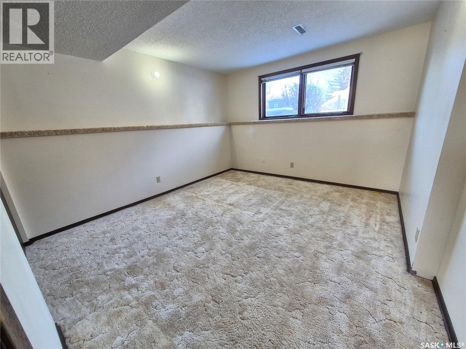 725 Shropshire Avenue, Radville, Saskatchewan  S0C 2G0 - Photo 32 - SK025223