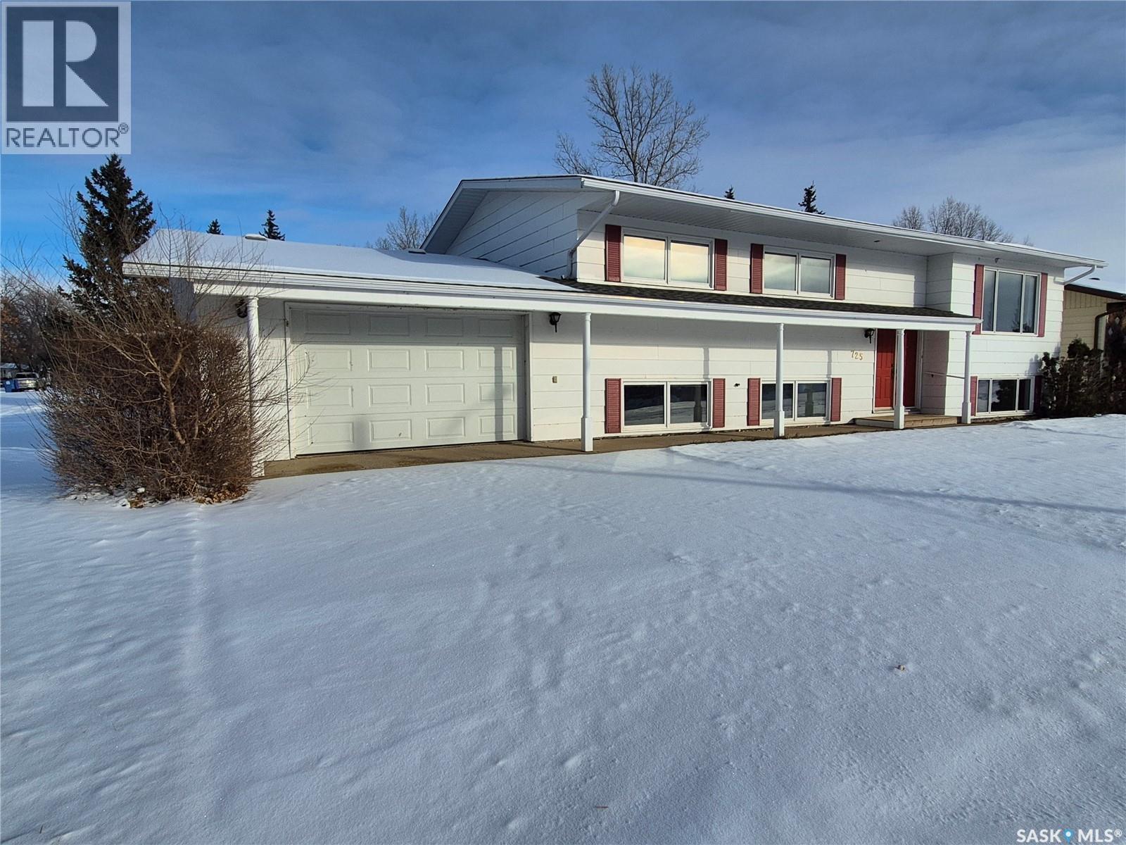 725 Shropshire Avenue, Radville, Saskatchewan  S0C 2G0 - Photo 44 - SK025223