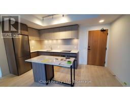 210 - 7950 BATHURST STREET