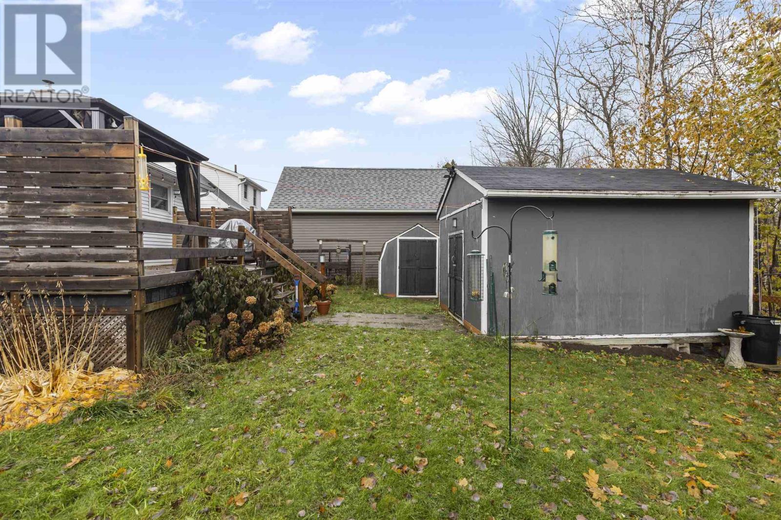 549 Morrison Ave, Sault Ste. Marie, Ontario  P6B 3Z7 - Photo 35 - SM253257