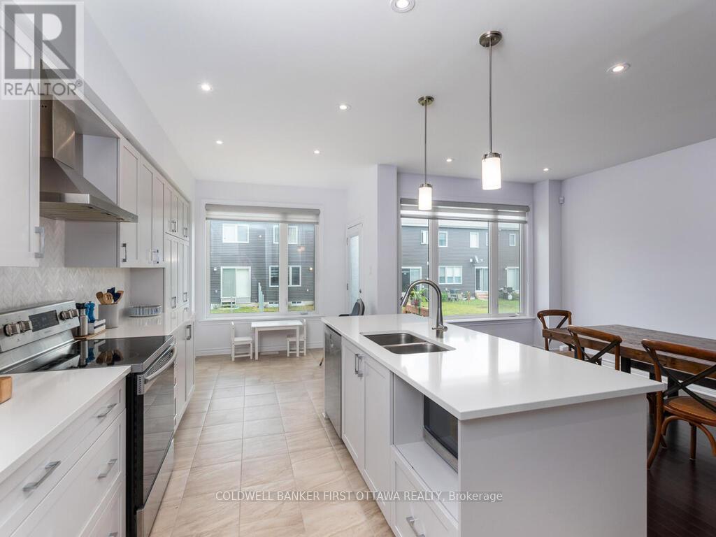 736 Twist Way, Ottawa, Ontario  K2S 1E7 - Photo 13 - X12589150