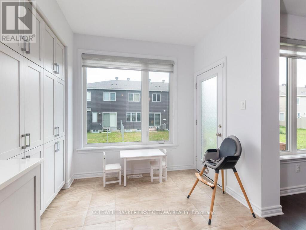 736 Twist Way, Ottawa, Ontario  K2S 1E7 - Photo 14 - X12589150