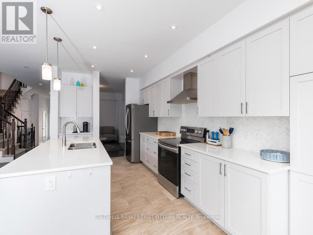 736 Twist Way, Ottawa, Ontario  K2S 1E7 - Photo 15 - X12589150