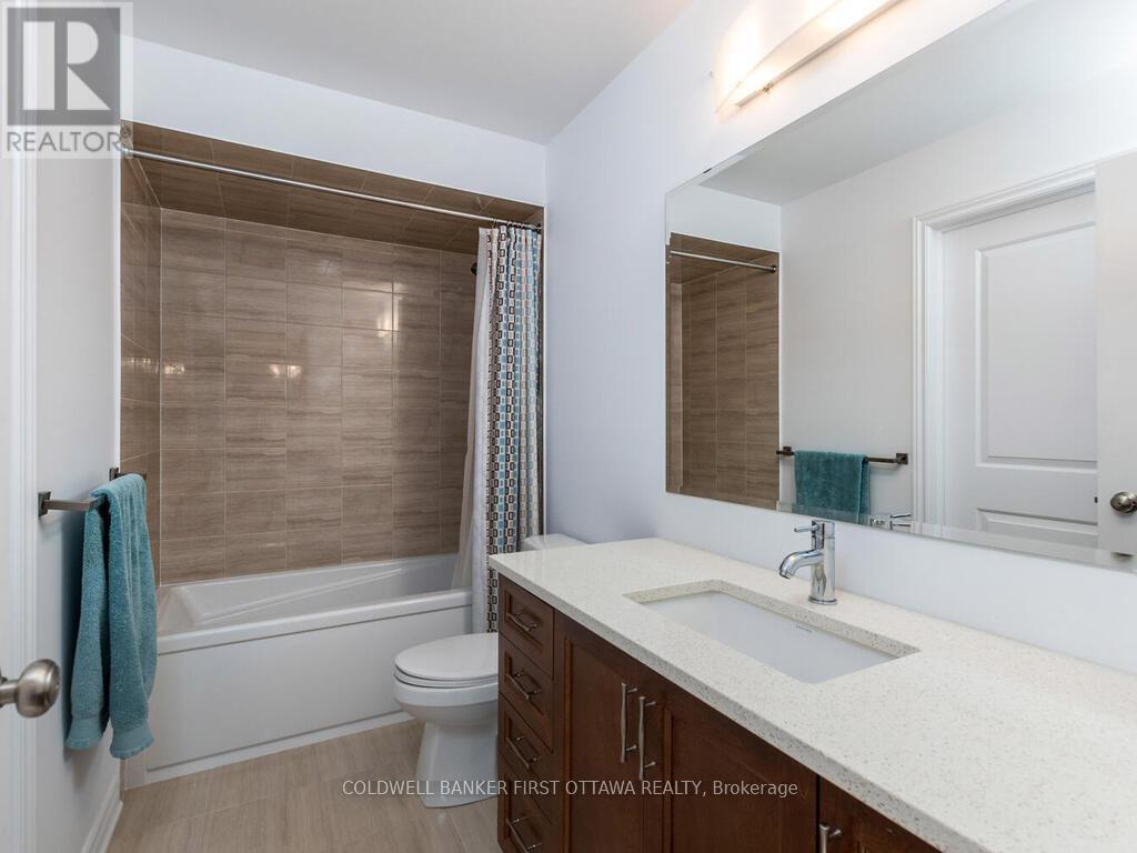 736 Twist Way, Ottawa, Ontario  K2S 1E7 - Photo 30 - X12589150