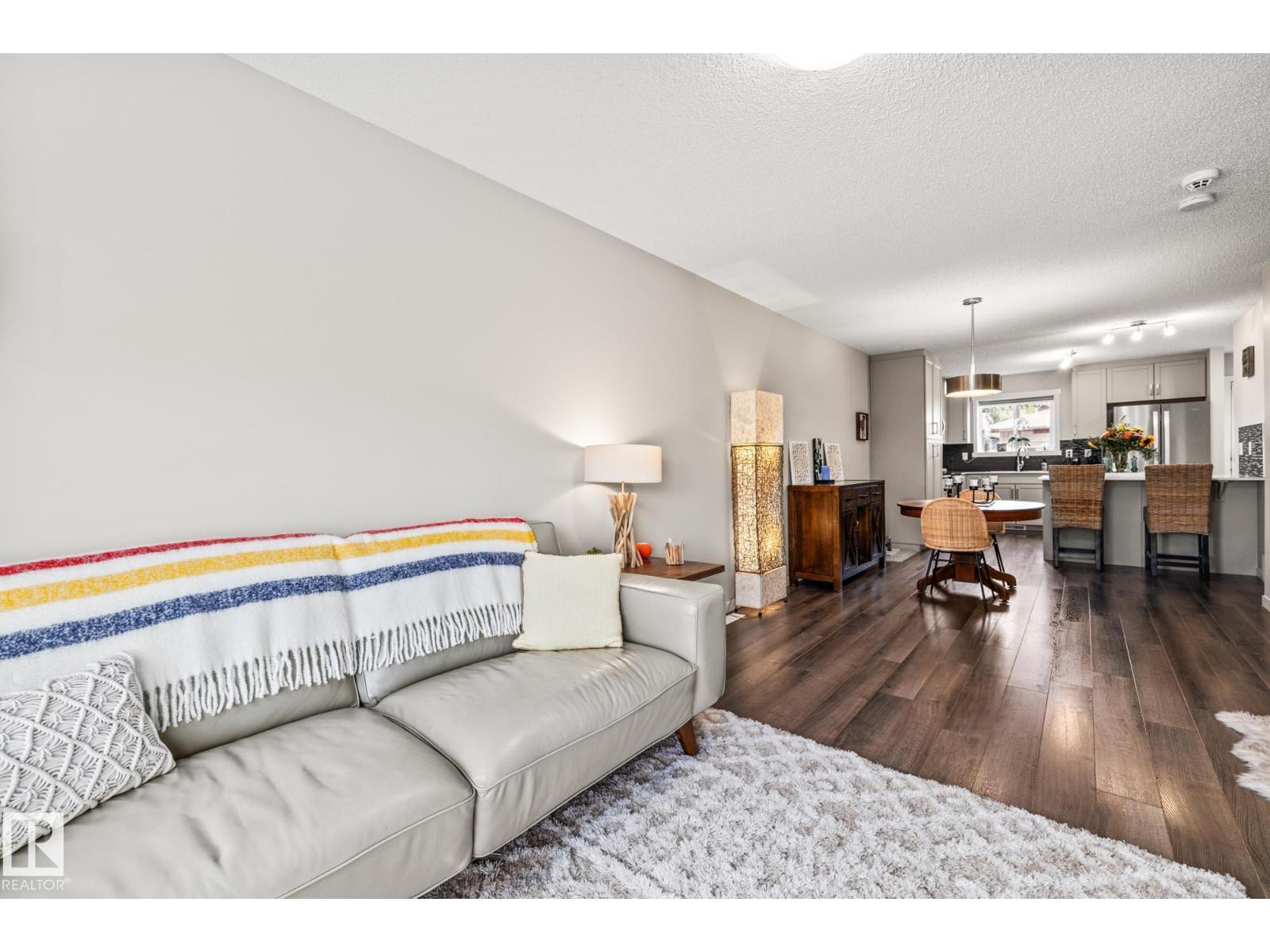 20110 27 Av Nw, Edmonton, Alberta  T6M 0W7 - Photo 6 - E4459709