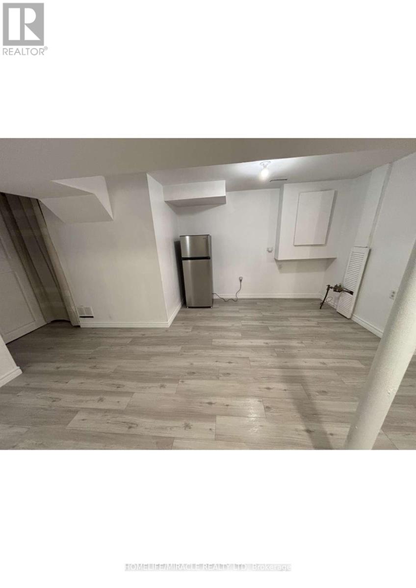 1329 Hazel Mccleary Drive, Oakville, Ontario  L6J 7A9 - Photo 12 - W12583788