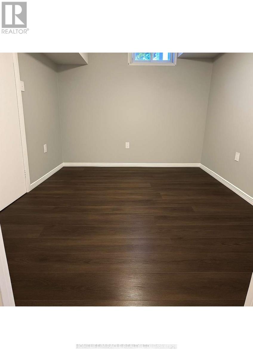 1329 Hazel Mccleary Drive, Oakville, Ontario  L6J 7A9 - Photo 14 - W12583788