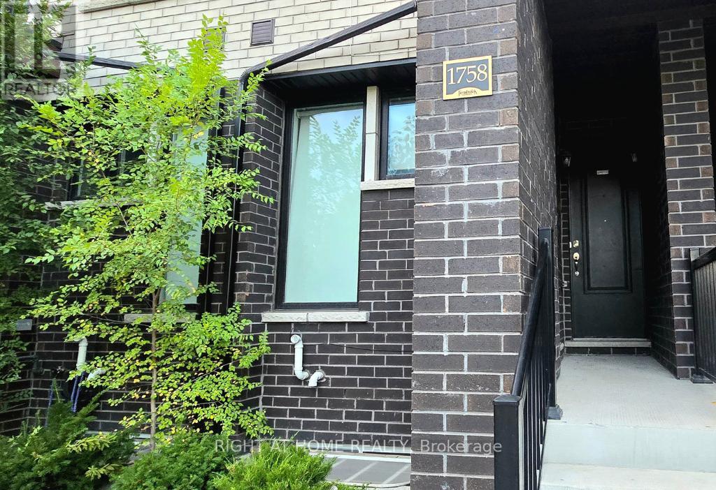 Unit#2 - 1758 Lawrence Avenue W, Toronto, Ontario  M6L 3C4 - Photo 3 - W12591400