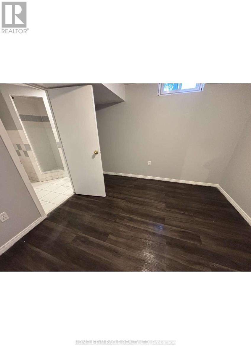 1329 Hazel Mccleary Drive, Oakville, Ontario  L6J 7A9 - Photo 15 - W12583788