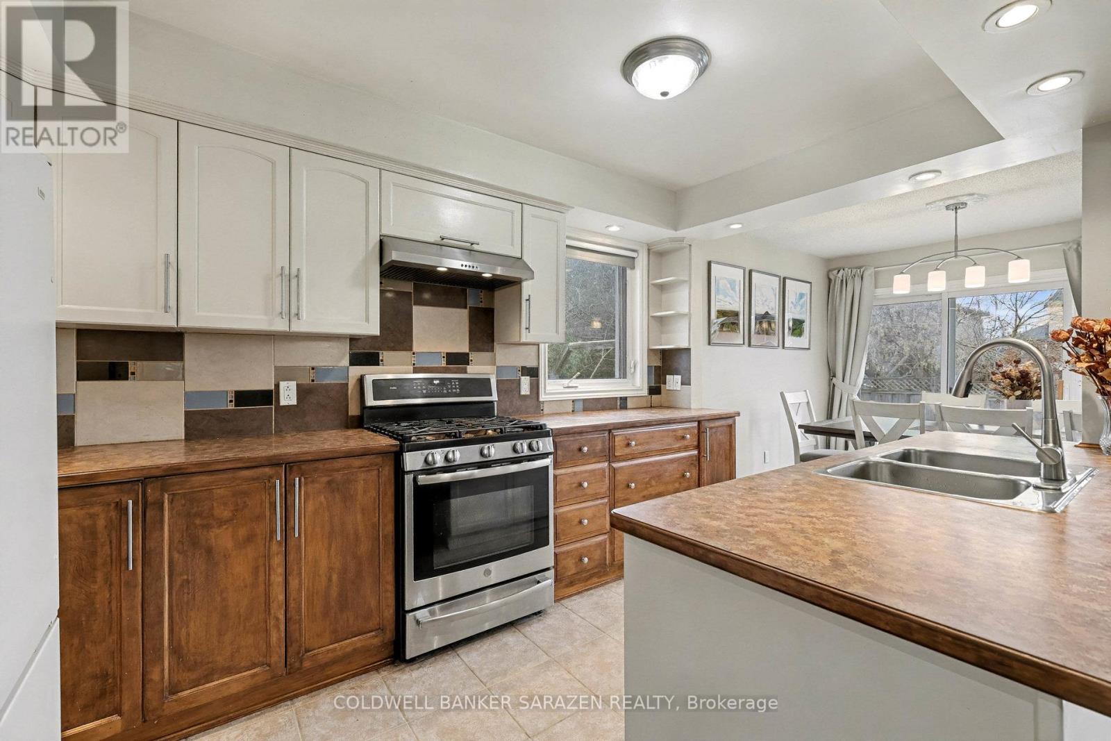 868 Duberry Street, Ottawa, Ontario K2A 3T3 - Photo 13 - X12602792