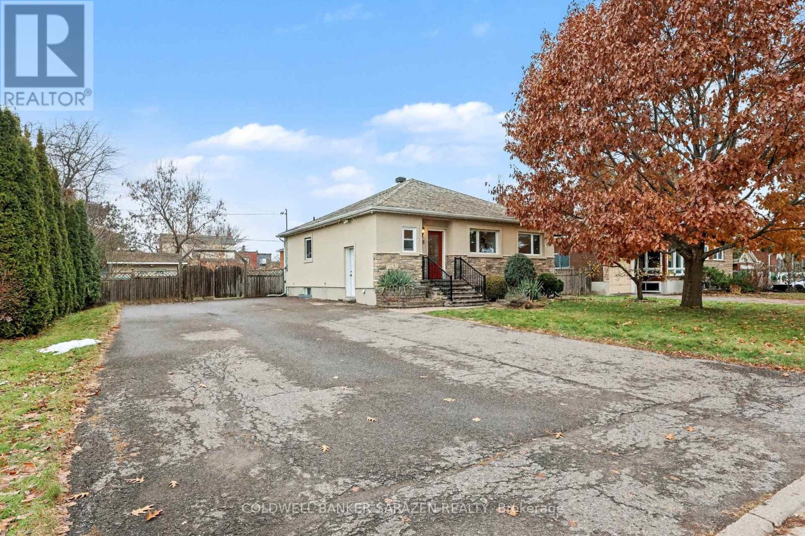 868 Duberry Street, Ottawa, Ontario K2A 3T3 - Photo 5 - X12602792