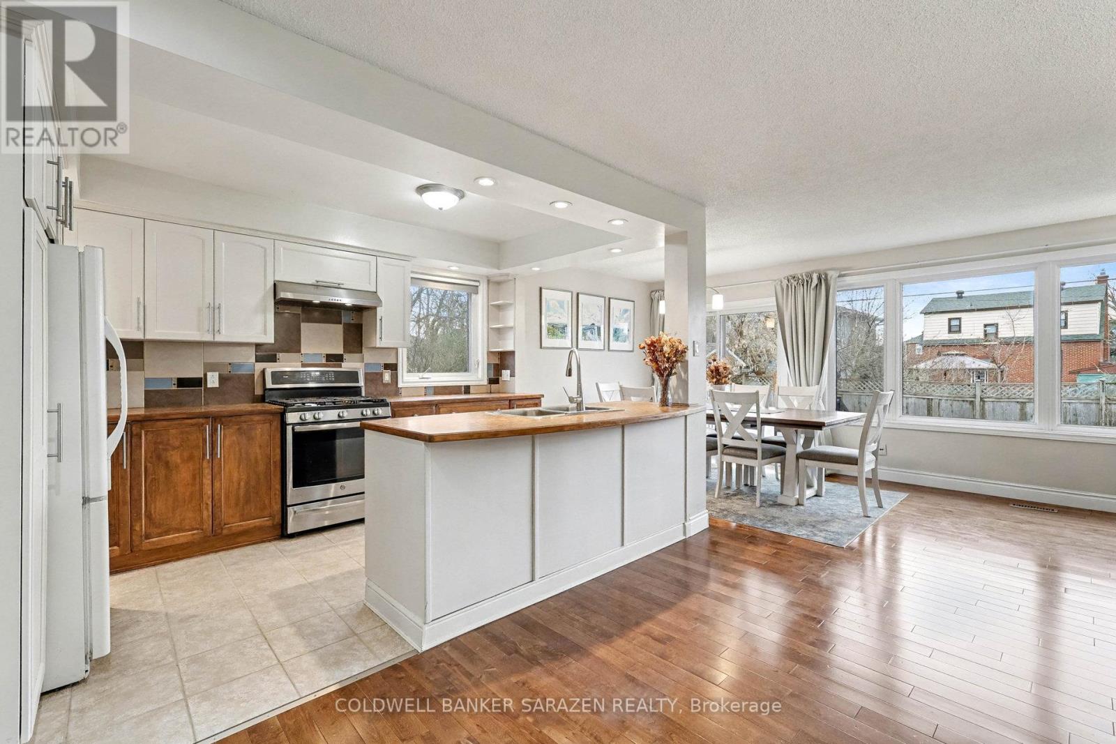 868 Duberry Street, Ottawa, Ontario K2A 3T3 - Photo 11 - X12602846