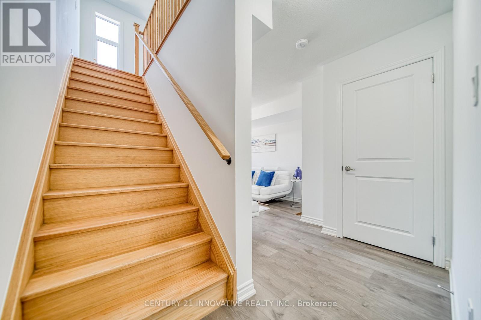 388 Okanagan Path, Oshawa, Ontario  L1H 0B1 - Photo 8 - E12416914