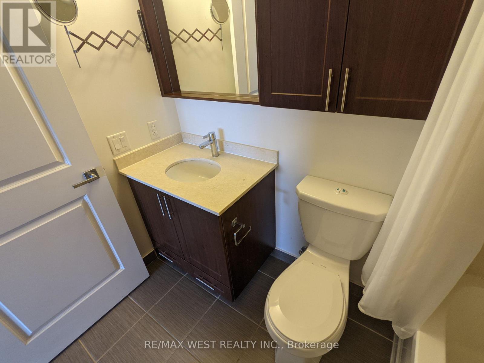 404 - 85 North Park Road, Vaughan, Ontario  L4J 0H9 - Photo 15 - N12482690