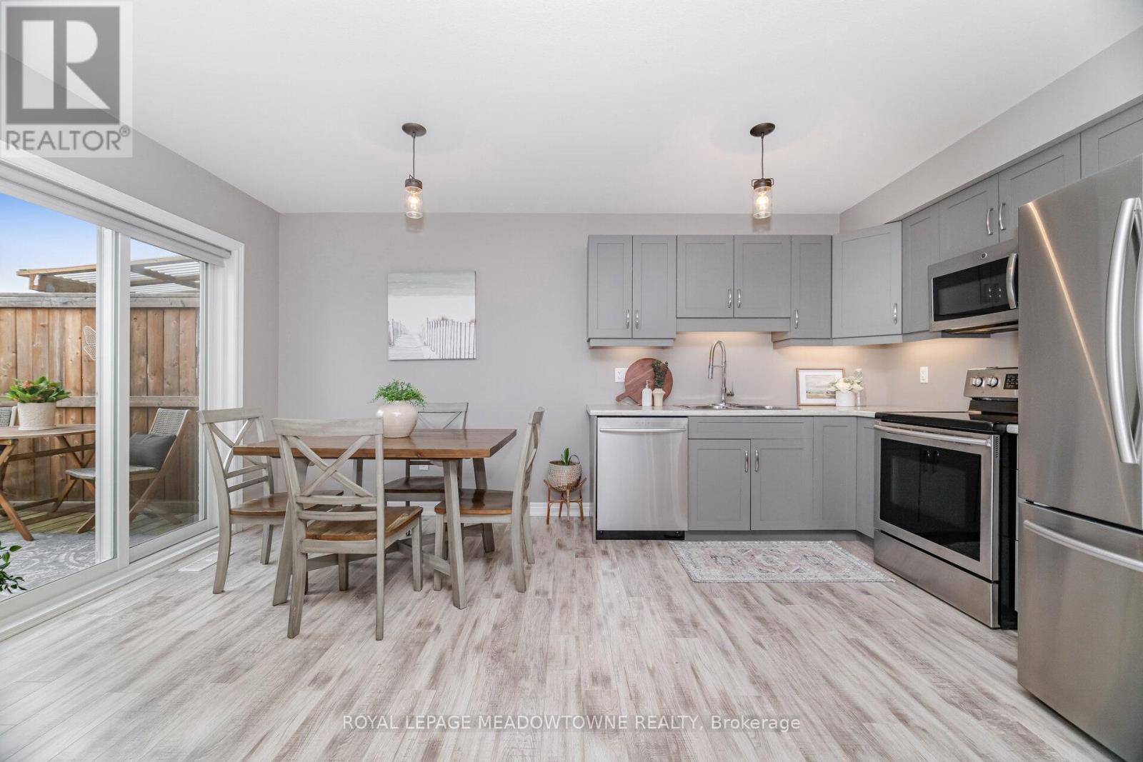 6338 Shapton Crescent, Niagara Falls, Ontario  L2H 0L9 - Photo 23 - X12602614