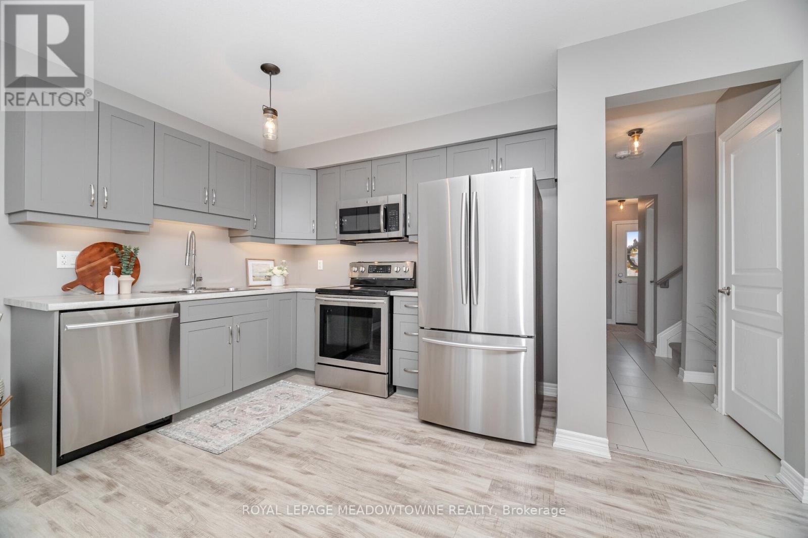 6338 Shapton Crescent, Niagara Falls, Ontario  L2H 0L9 - Photo 27 - X12602614