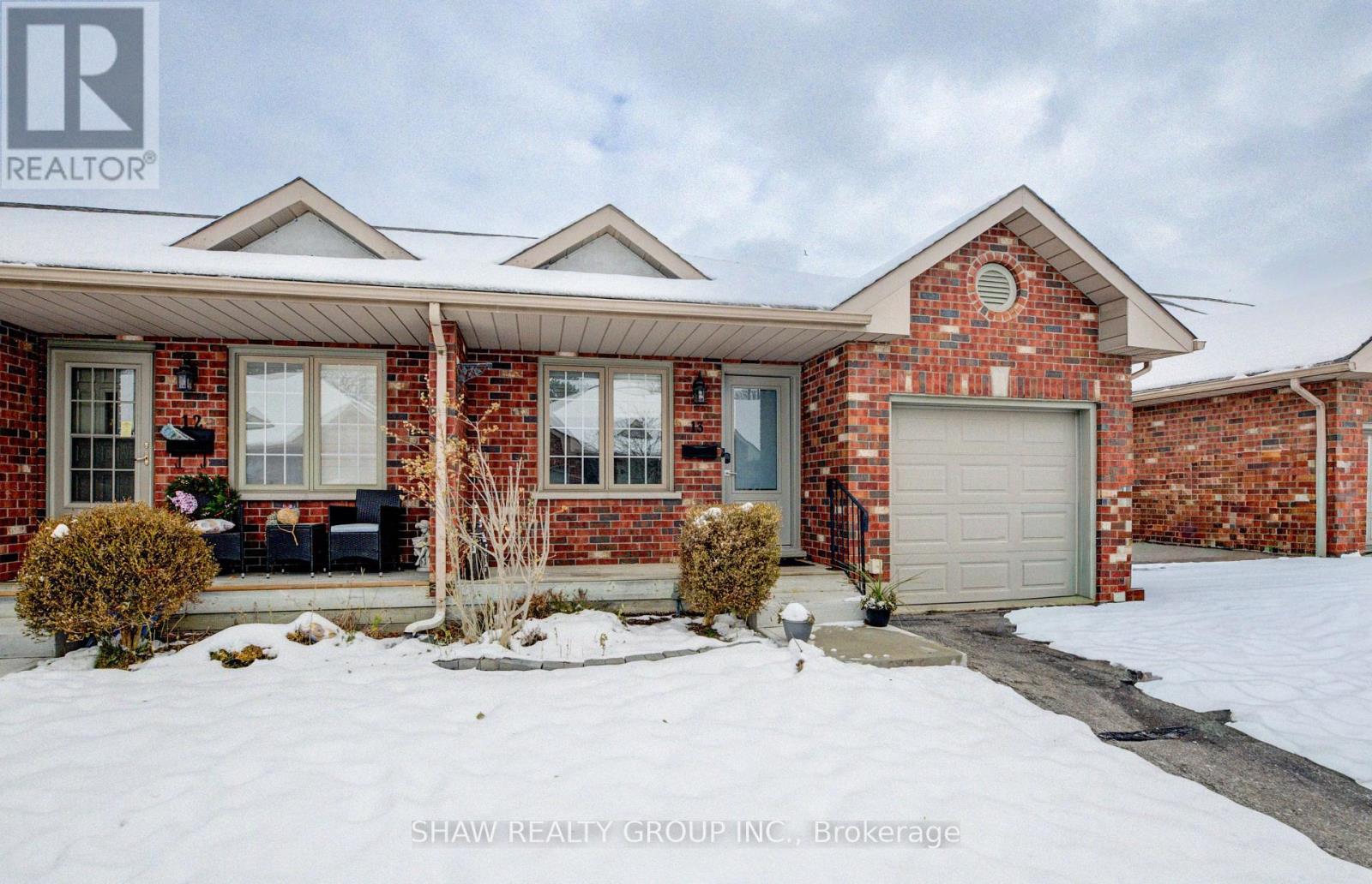 13 - 694 Grey Street, Brantford, Ontario  N3S 4Y4 - Photo 3 - X12602666