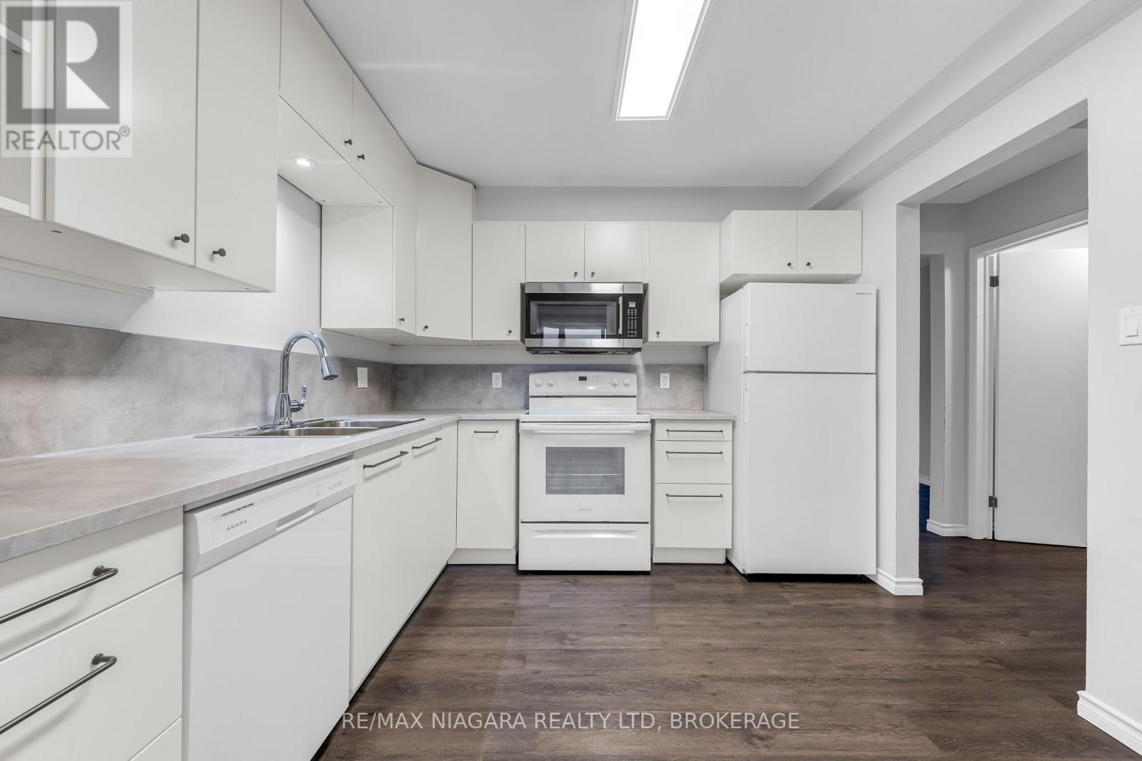 244 - 100 Brownleigh Avenue, Welland (Welland Downtown), Ontario  L3B 5V8 - Photo 8 - X12602840