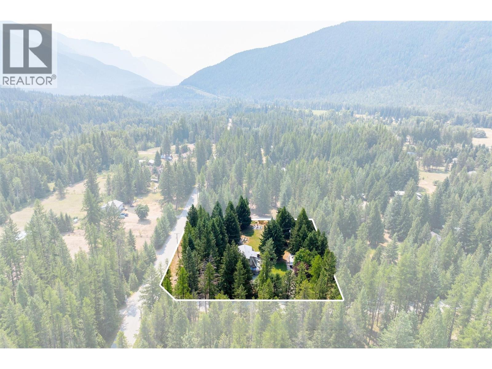 1405 Lepitzki Road, Creston, British Columbia  V0B 1G9 - Photo 94 - 10370629