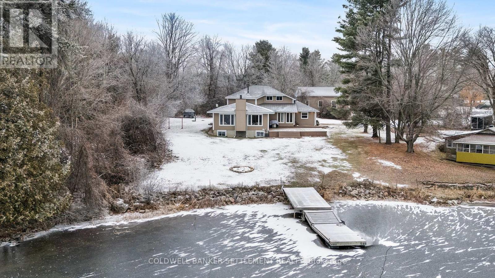 225 Mile Point Road, Drummond/north Elmsley, Ontario  K7H 0H2 - Photo 2 - X12602860