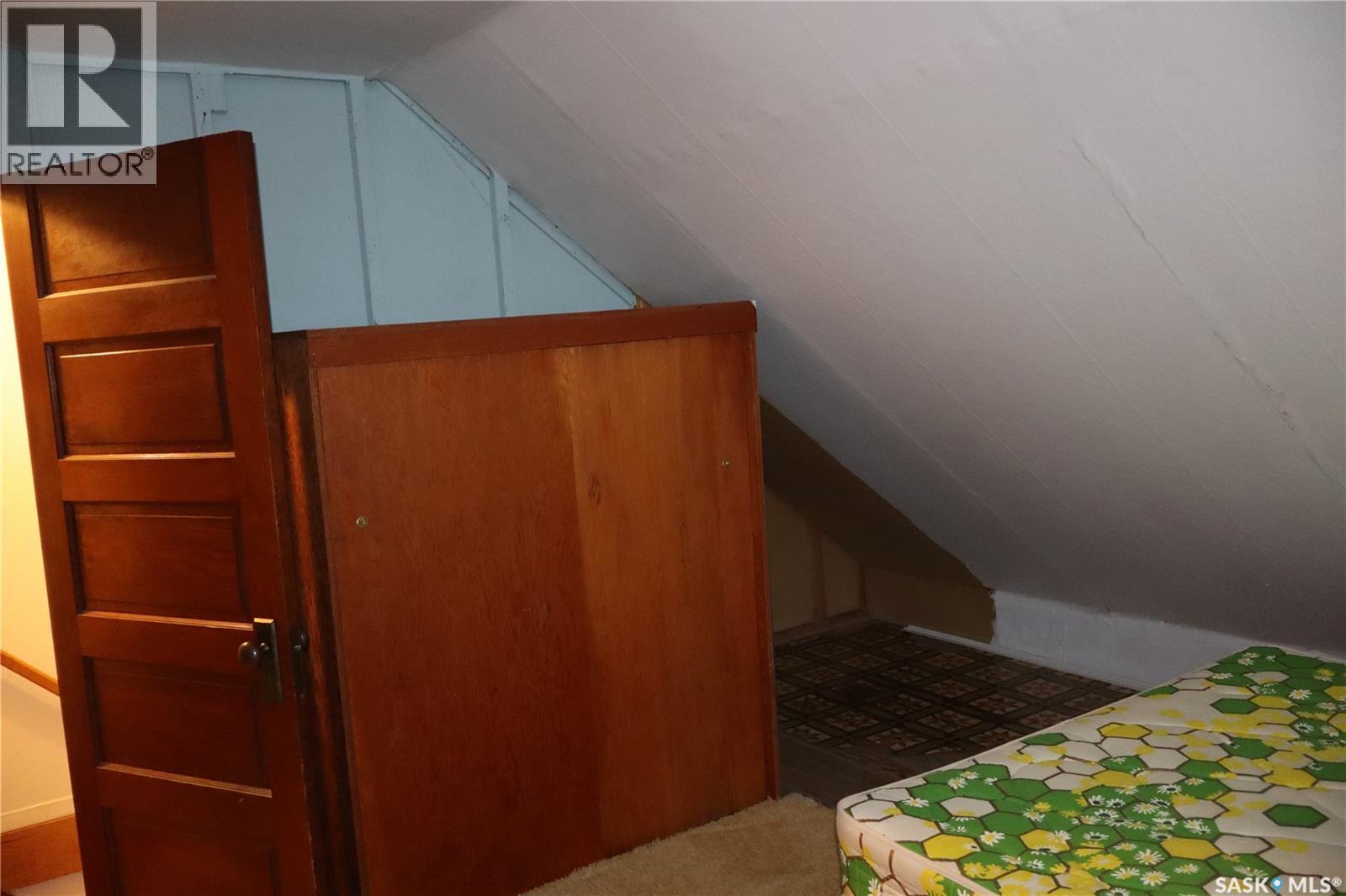 102 1st Avenue E, Coronach, Saskatchewan  S0H 0Z0 - Photo 18 - SK025057