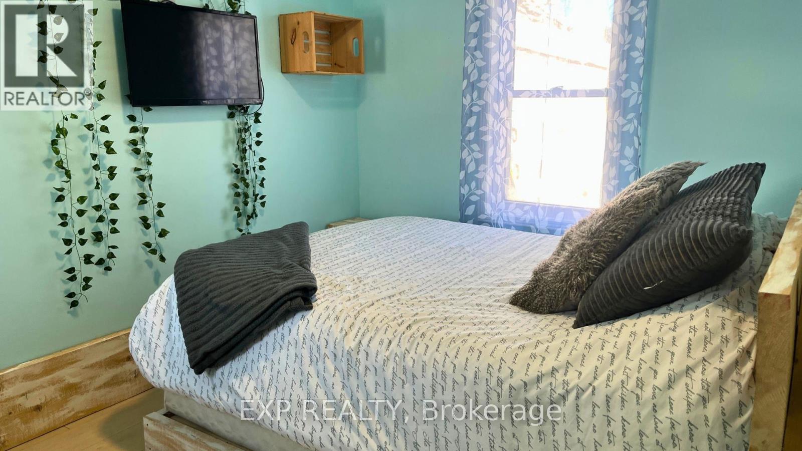 17 Third Avenue, Wawa, Ontario  P0S 1K0 - Photo 17 - X12599610