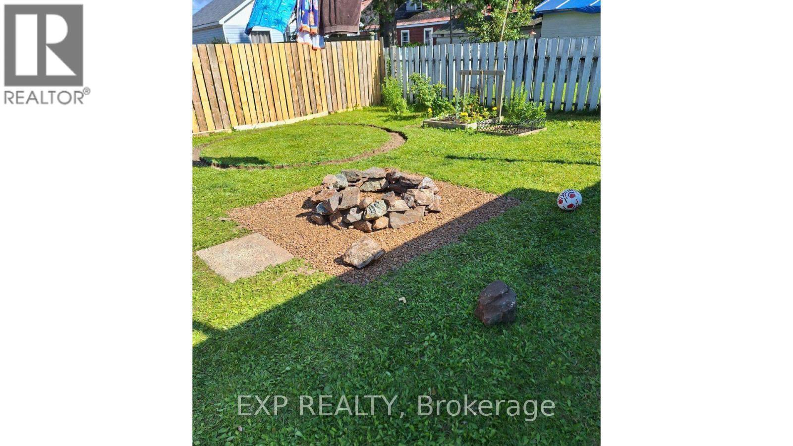 17 Third Avenue, Wawa, Ontario  P0S 1K0 - Photo 20 - X12599610