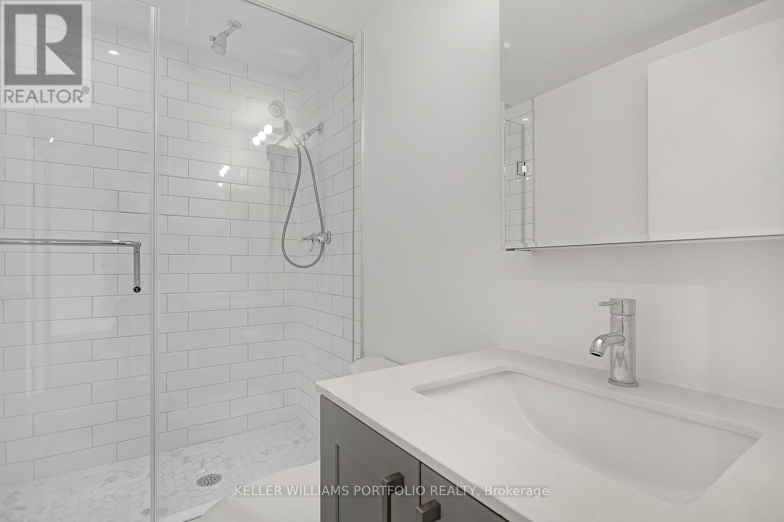1704 - 914 Yonge Street, Toronto, Ontario  M4W 3C8 - Photo 14 - C12602712