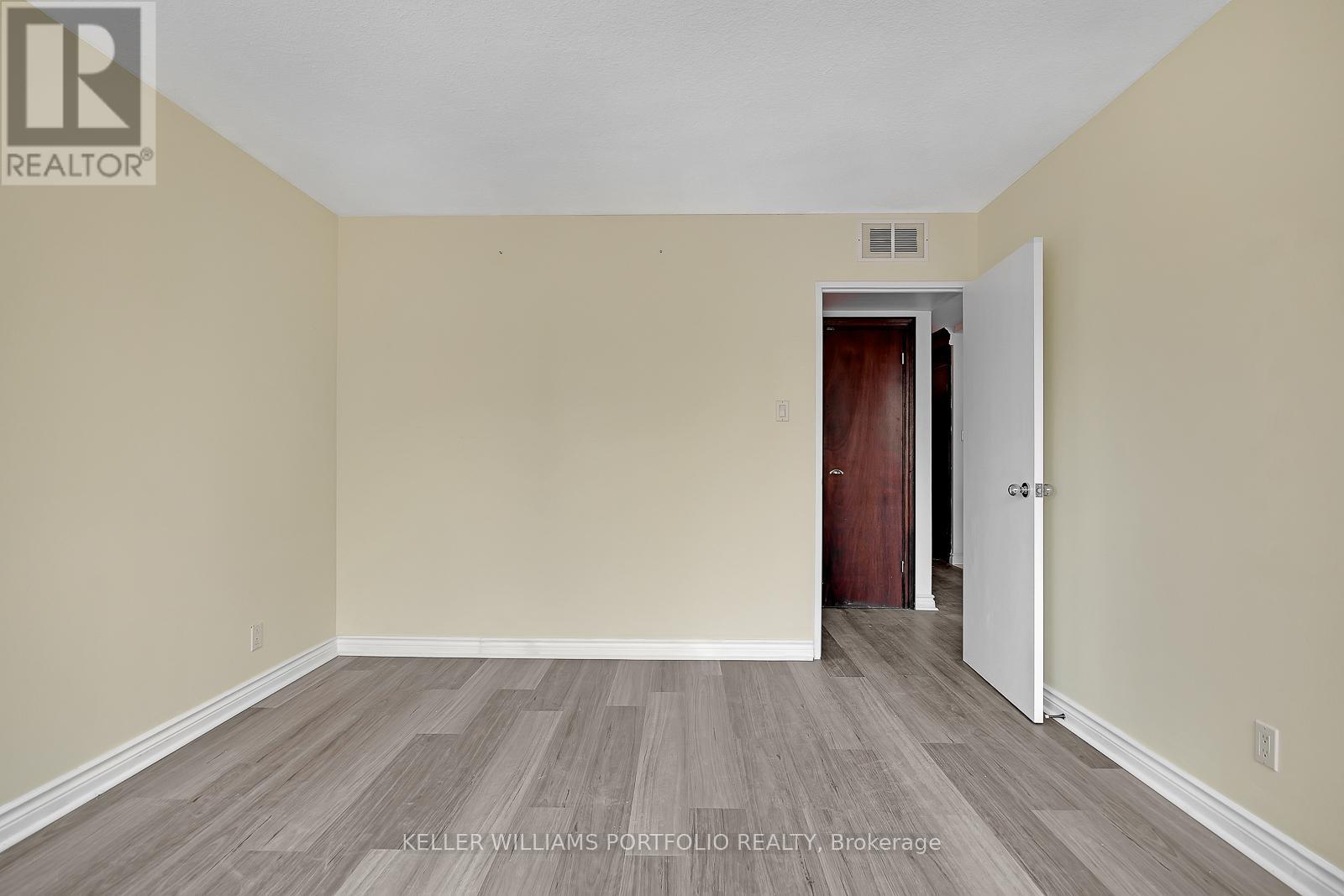 1704 - 914 Yonge Street, Toronto, Ontario  M4W 3C8 - Photo 17 - C12602712