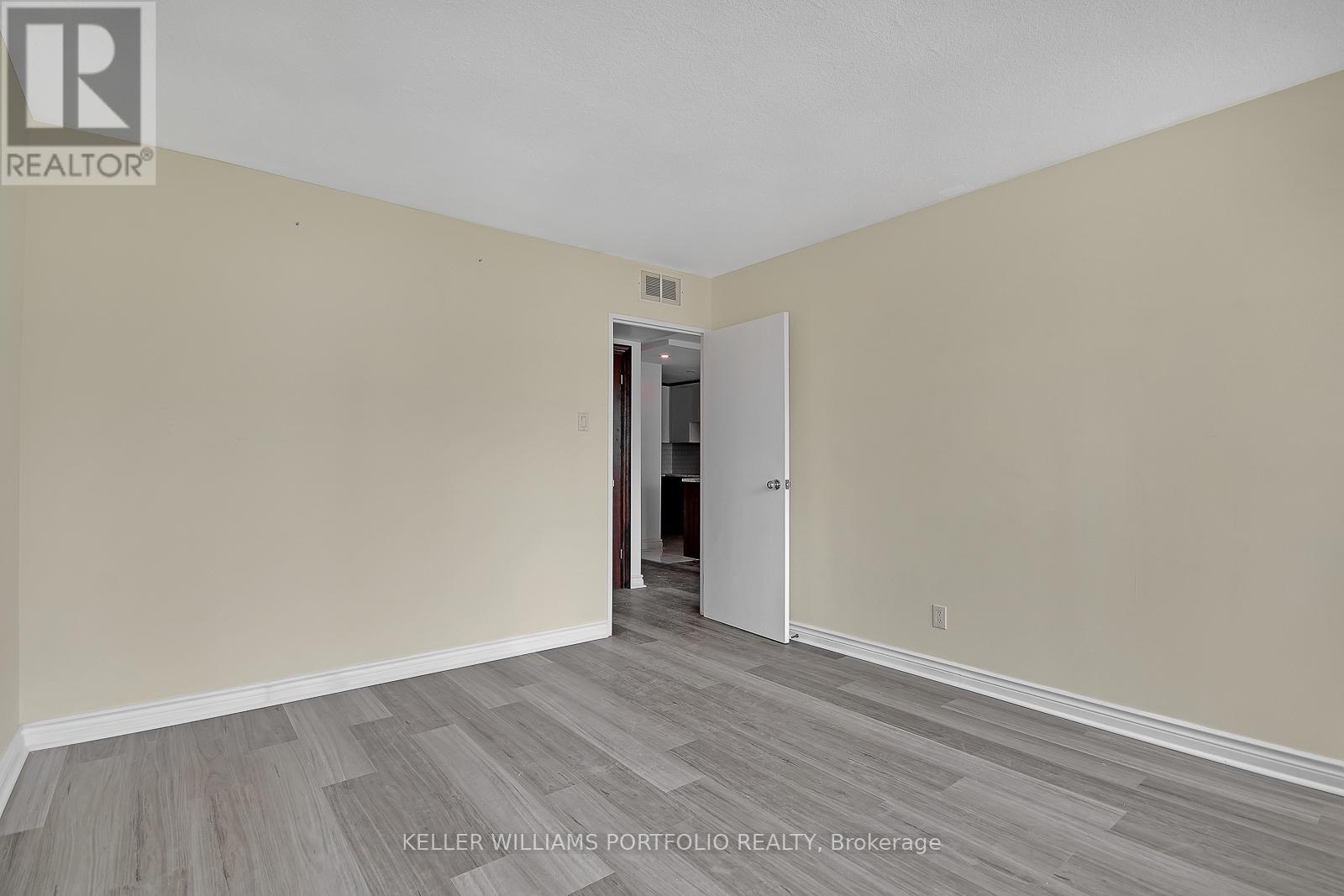 1704 - 914 Yonge Street, Toronto, Ontario  M4W 3C8 - Photo 18 - C12602712