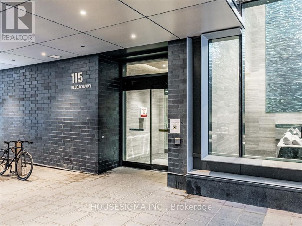 806 - 115 Blue Jays Way, Toronto, Ontario  M5V 0N4 - Photo 2 - C12602804