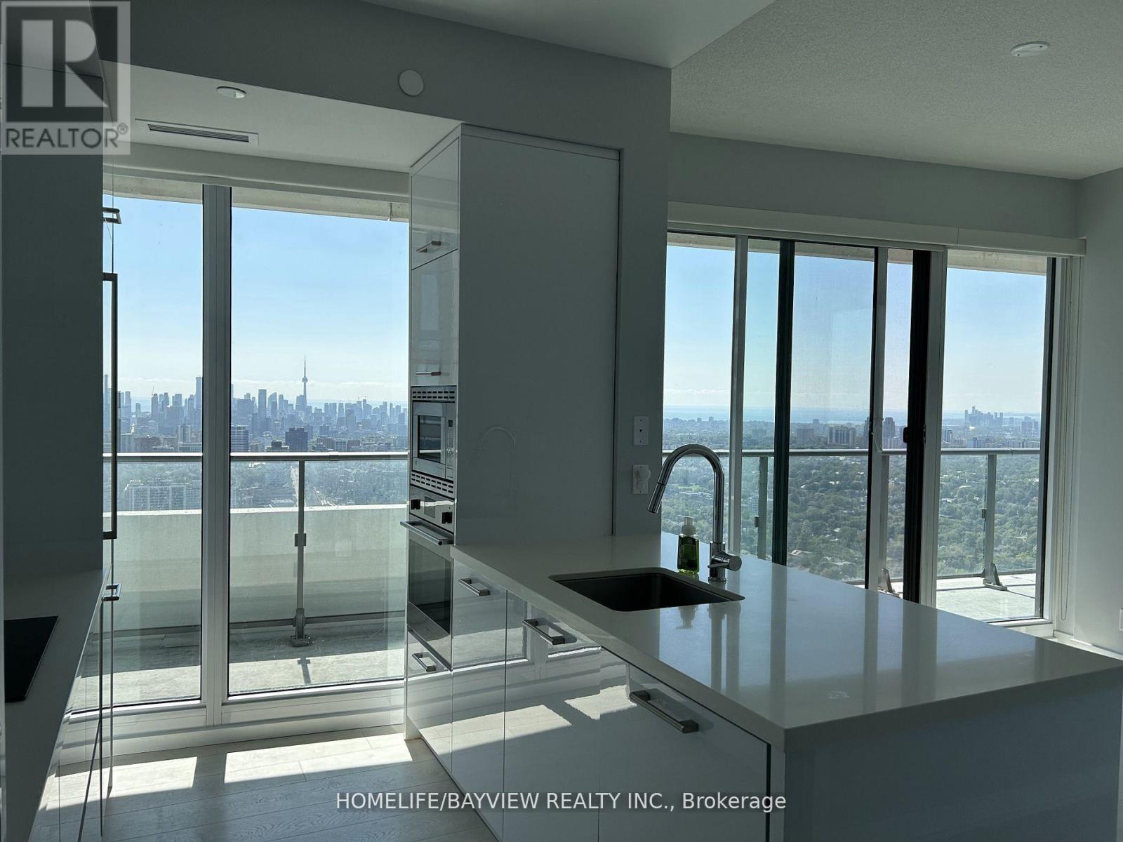 Unknown Address, ,     - Photo 2 - C12602832