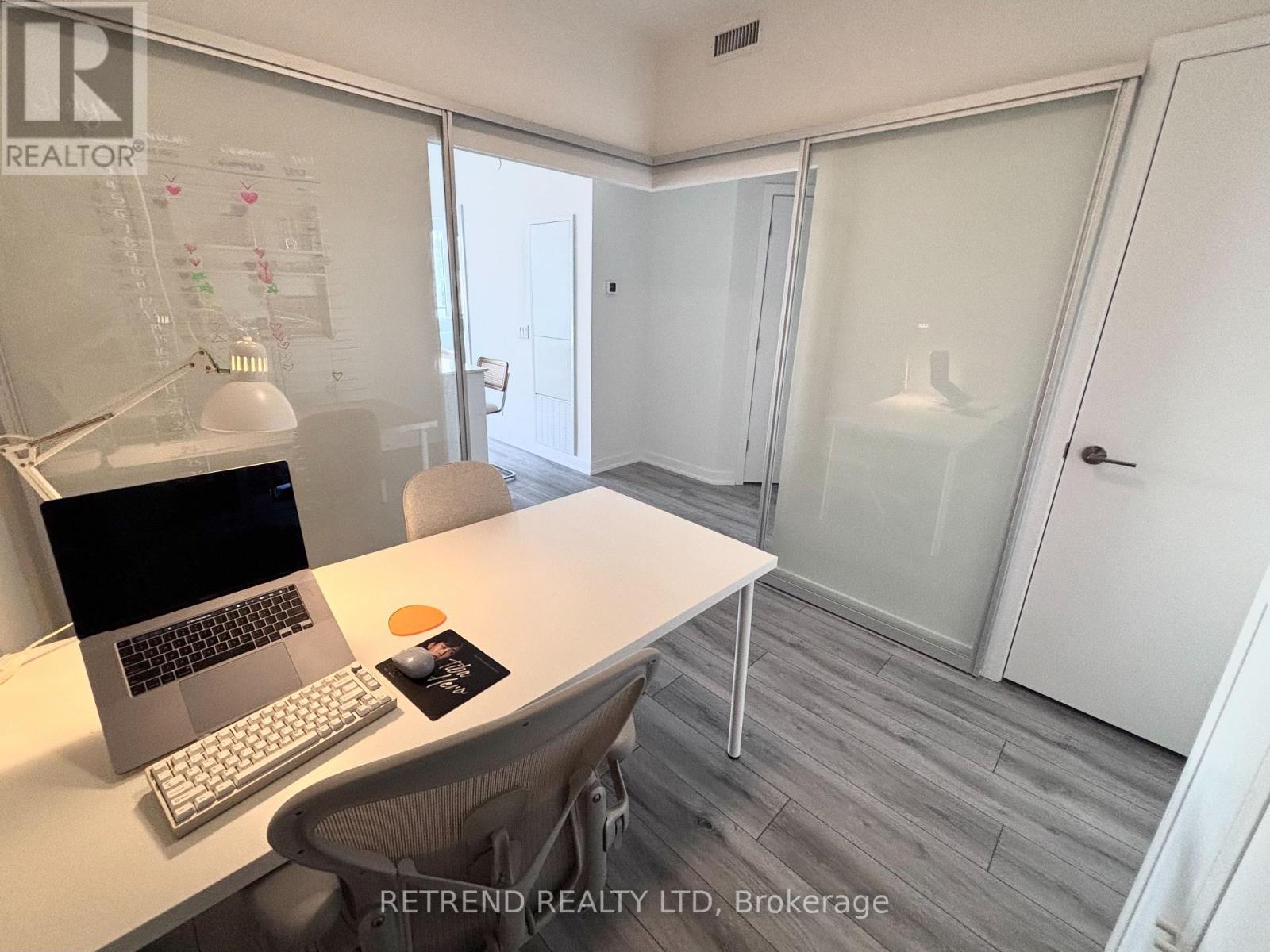 2101 - 15 Ellerslie Avenue, Toronto, Ontario  M2N 0L7 - Photo 8 - C12602864