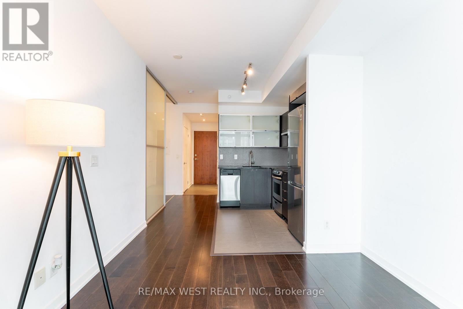 2605 - 170 Fort York Boulevard, Toronto, Ontario  M5V 0E6 - Photo 19 - C12602880