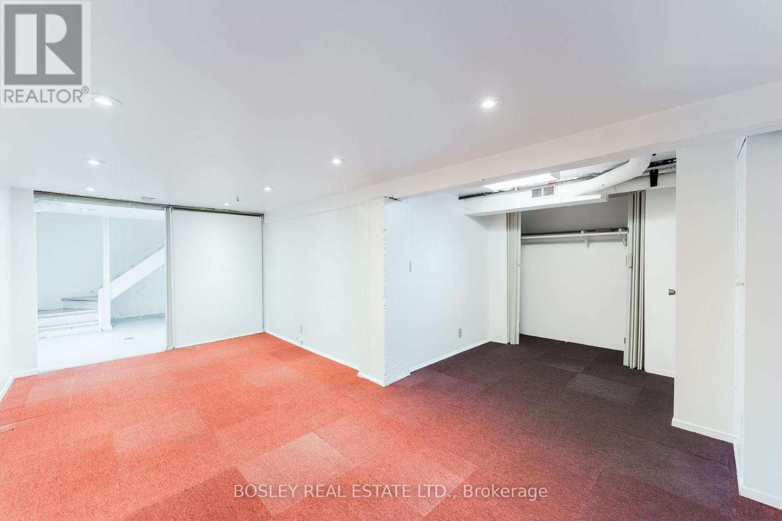 203 Virginia Avenue, Toronto, Ontario  M4C 2T6 - Photo 18 - E12602752