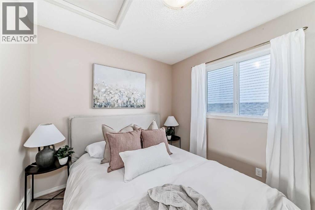 1046 Channelside Way Sw, Airdrie, Alberta  T4B 3H9 - Photo 22 - A2264035