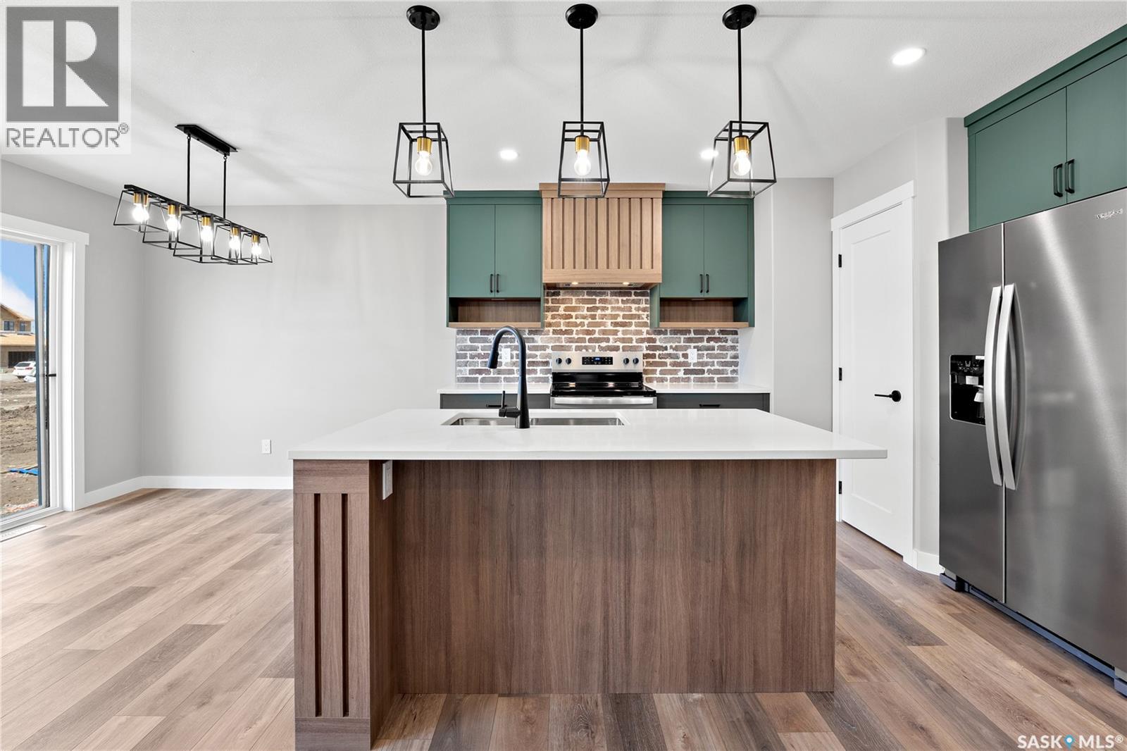 3044 Dumont Way, Regina, Saskatchewan  S4V 3Z3 - Photo 5 - SK025202