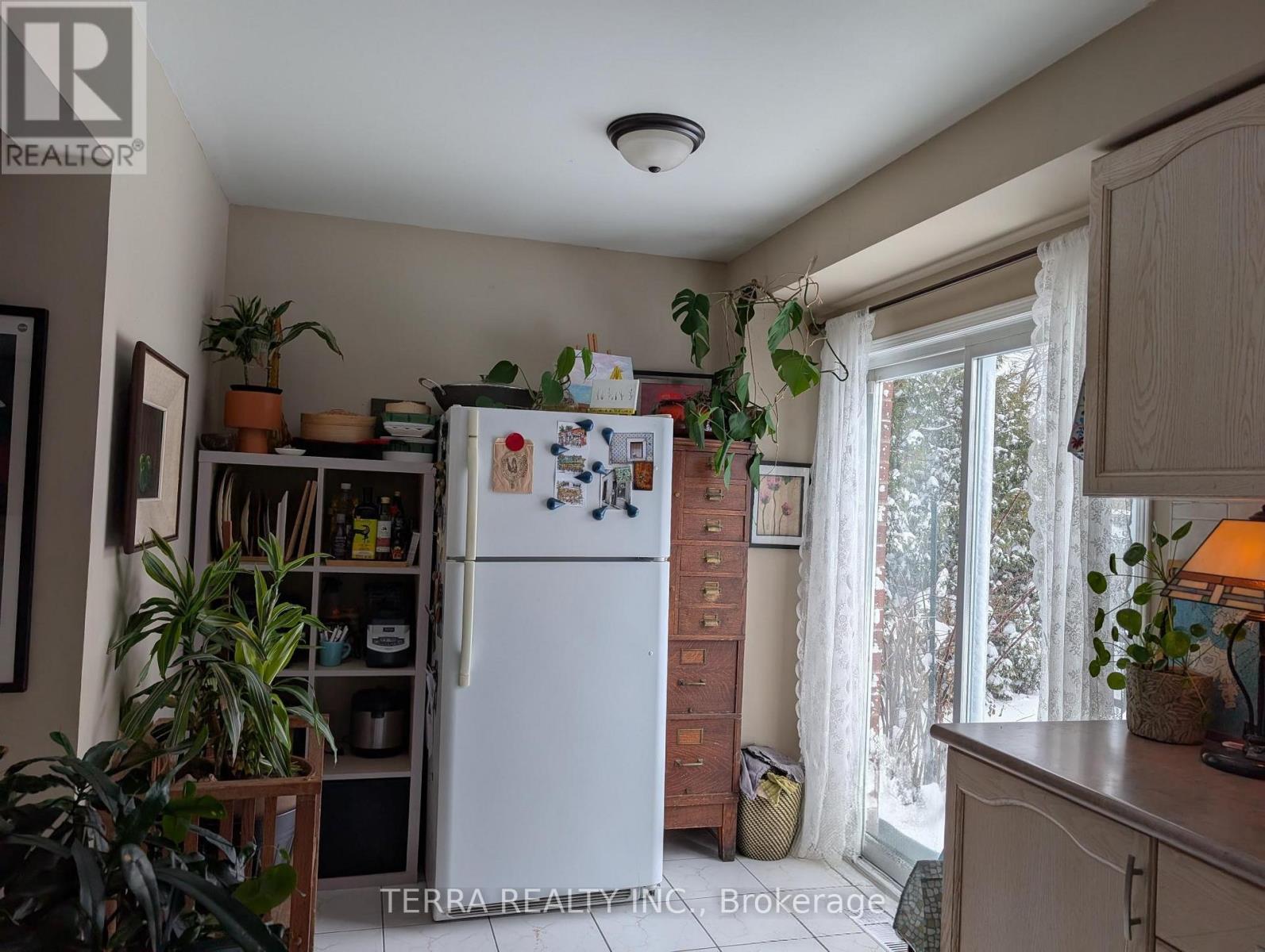 25 Wice Road, Barrie (Holly), Ontario L4N 8S4 - Photo 7 - S12602734