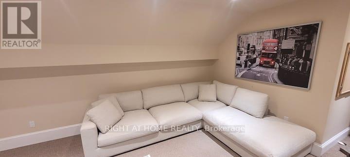 104 Laclie Street, Orillia, Ontario  L3V 4M8 - Photo 10 - S12602870