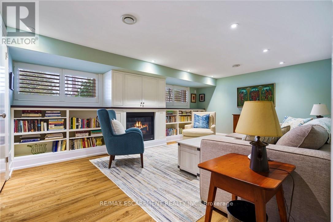 3 Hatfield Place, Hamilton, Ontario  L9H 4J7 - Photo 28 - X12598822