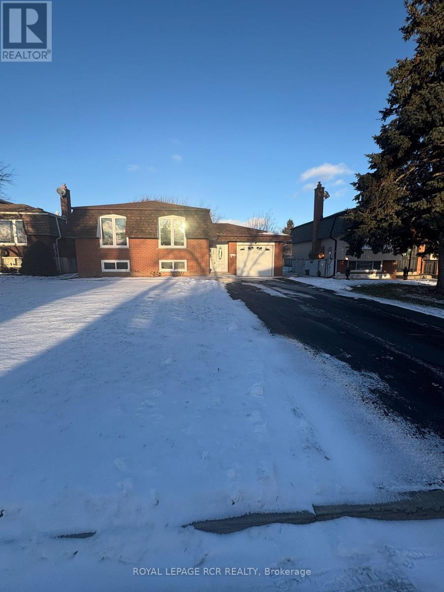 37 GRASSMERE CRESCENT, Brampton, Ontario