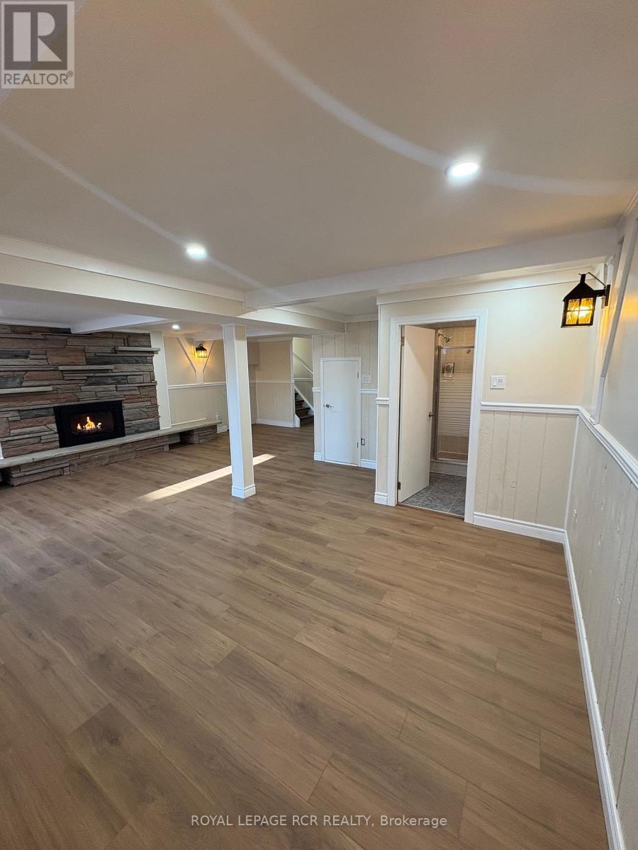 37 Grassmere Crescent, Brampton, Ontario L6S 1C9 - Photo 22 - W12602726