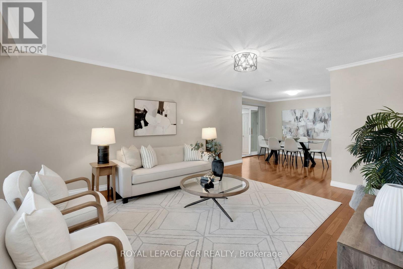 273 Newlove Drive, Caledon, Ontario  L7E 2A2 - Photo 4 - W12602742