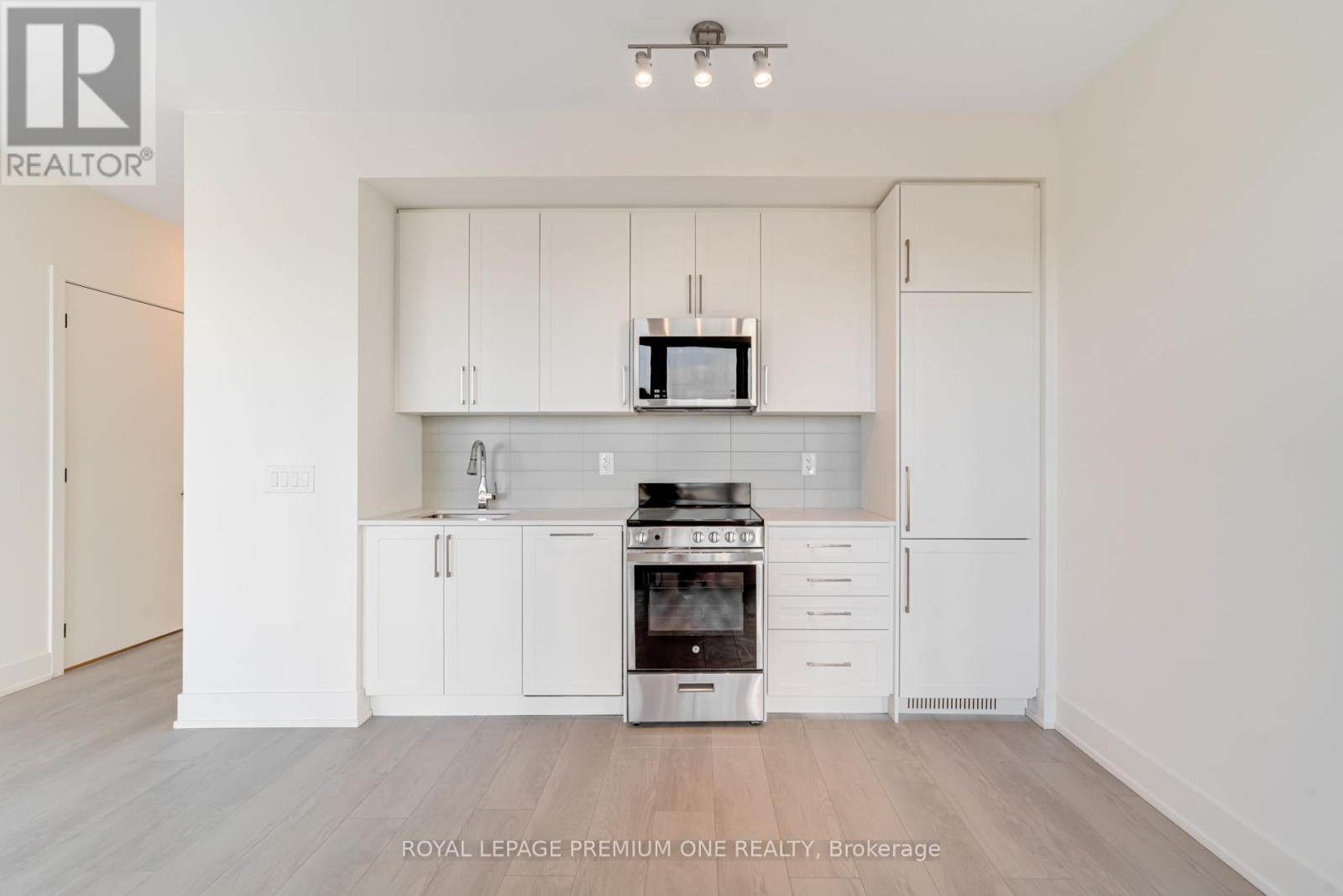 406 - 2450 Old Bronte Road, Oakville, Ontario  L6M 5P6 - Photo 11 - W12602746