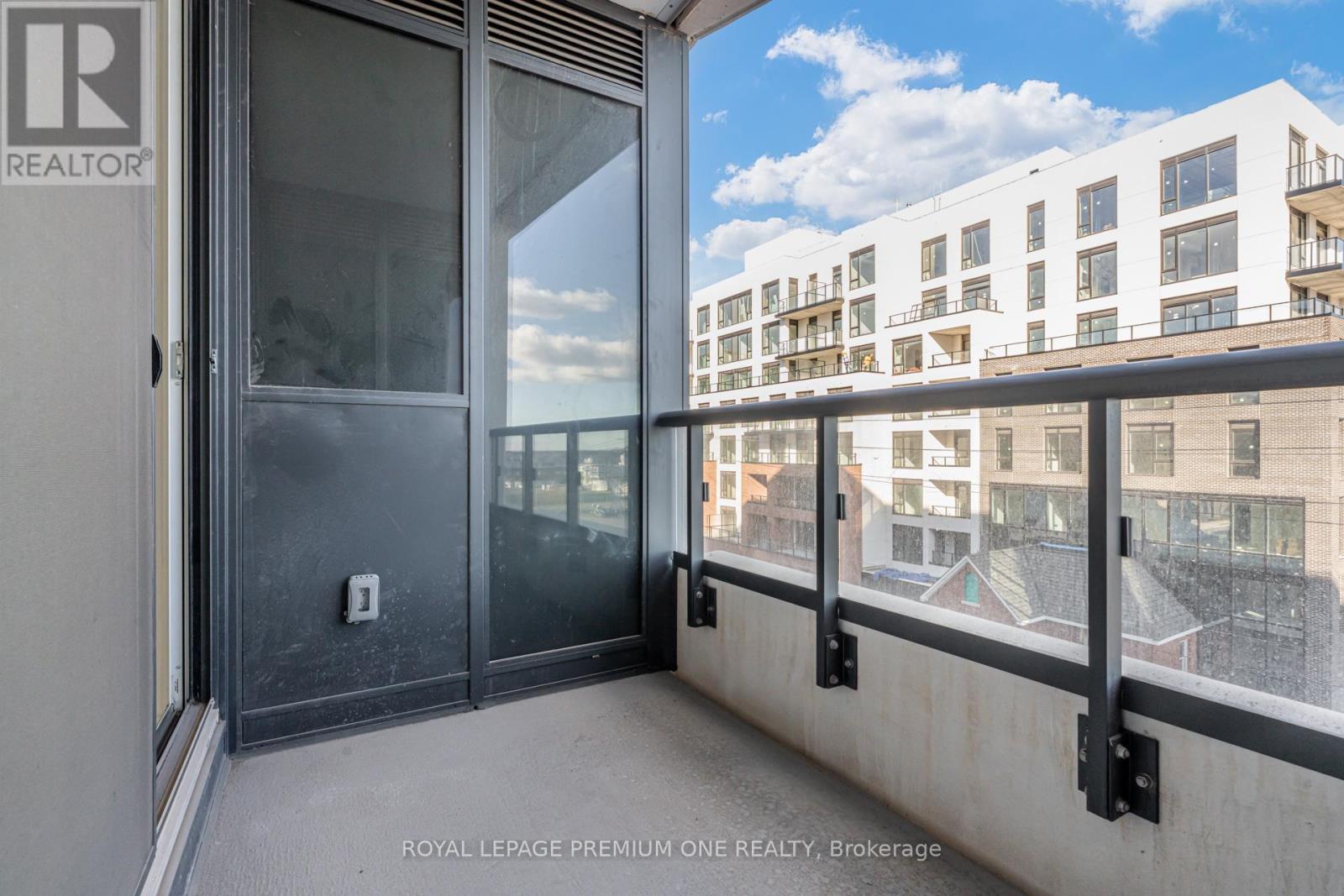 406 - 2450 Old Bronte Road, Oakville, Ontario  L6M 5P6 - Photo 18 - W12602746