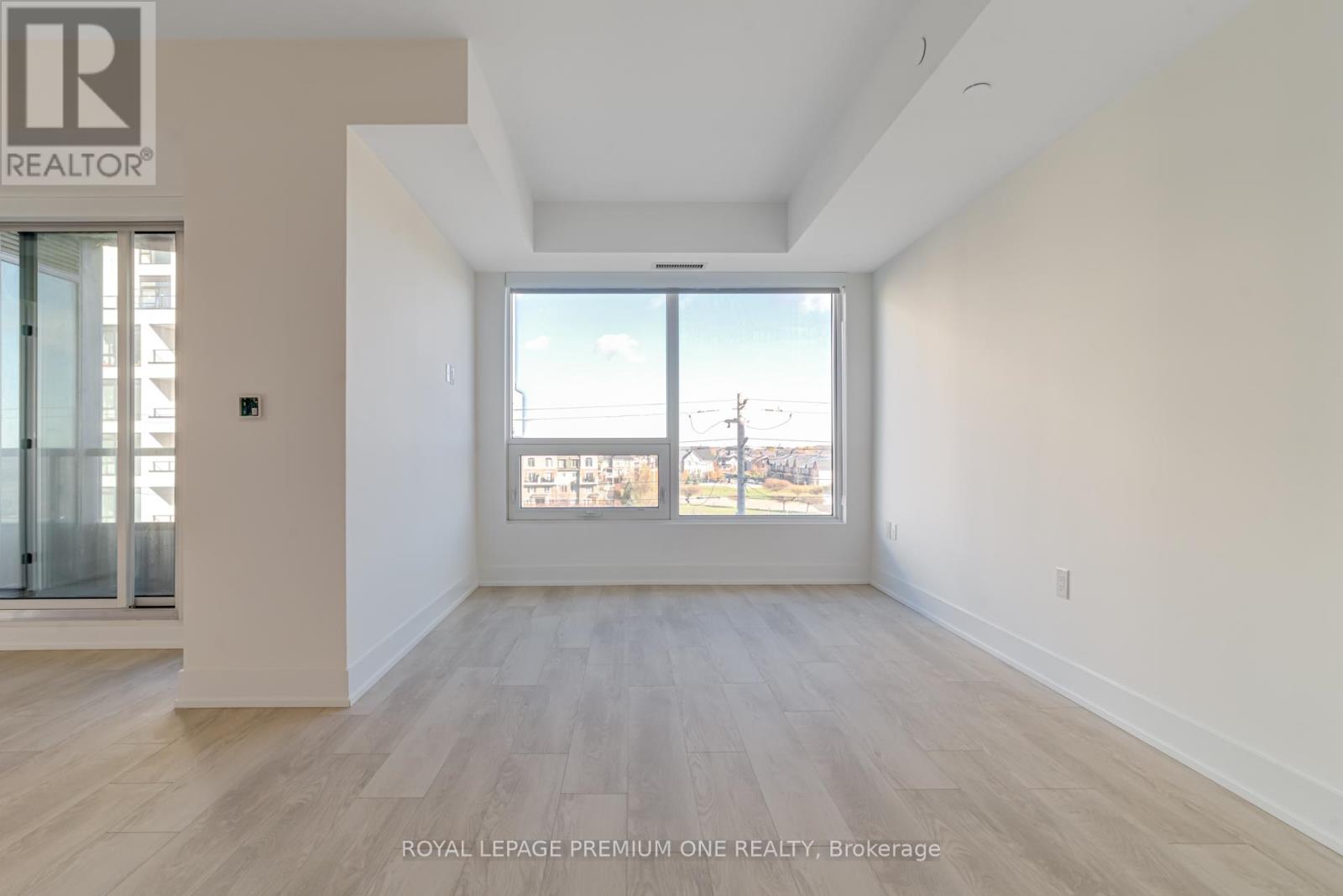 406 - 2450 Old Bronte Road, Oakville, Ontario  L6M 5P6 - Photo 6 - W12602746